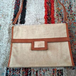 Bolso bandolera beige y marrón