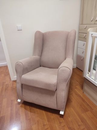 Sillón mecedora lactancia rosa