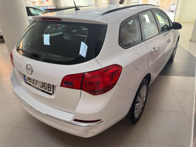 Opel Astra 2015 Diesel ETIQUETA C