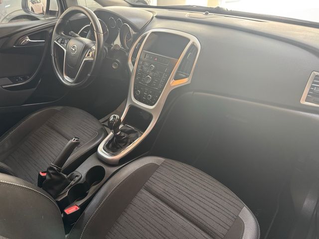 Opel Astra 2015 Diesel ETIQUETA C