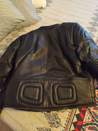 Chaqueta cuero Garibaldi negra