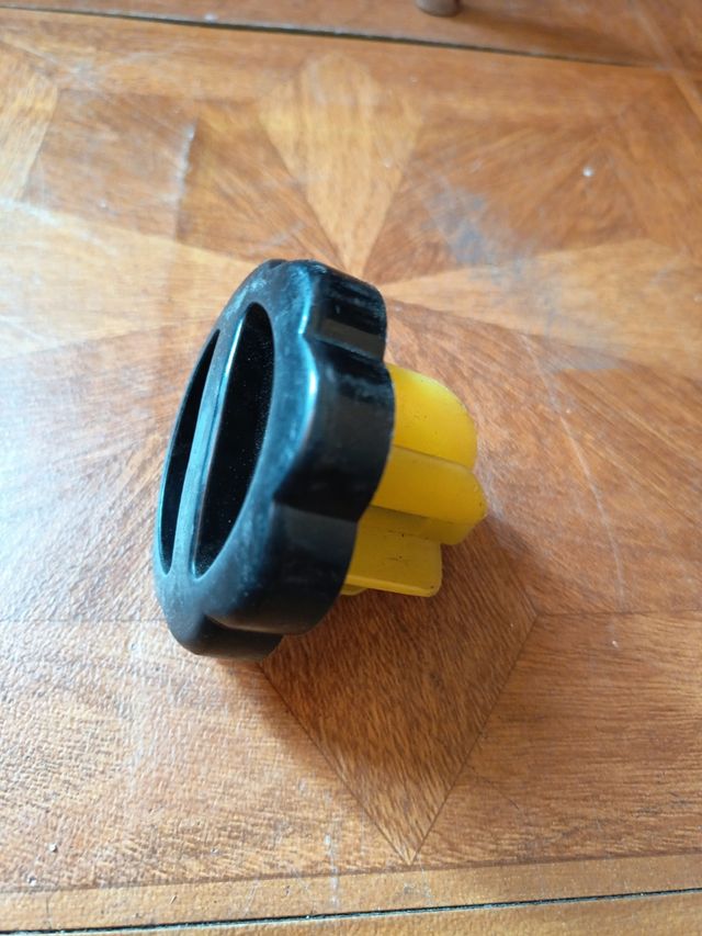 Tapón depósito combustible