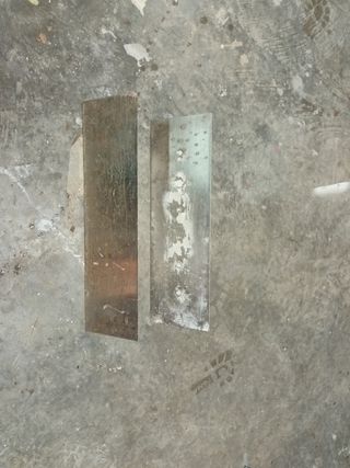 2 Llanas albañilería usadas
