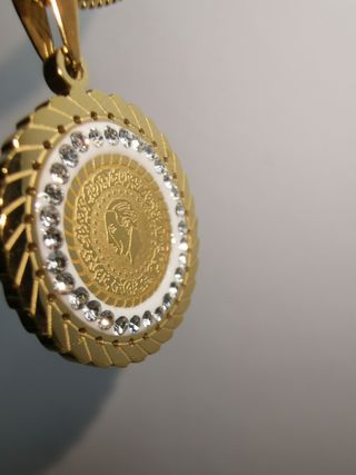 Juego Joyas Dorado - Collar y Aretes