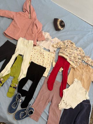 Lote ropa bebé niña HAY DE VARIAS TALLAS 
