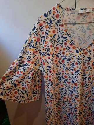 Vestido Mango flores