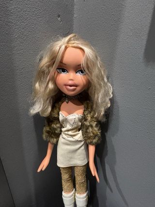 Muñeca Bratz gigante
