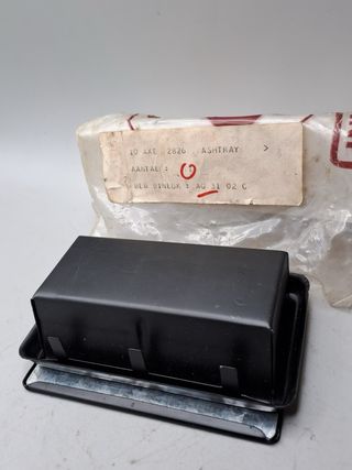 Cenicero puerta Innocenti 90/120 AXE2826