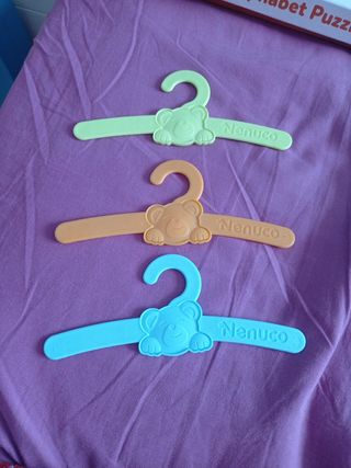 3 Perchas Nenuco Osito