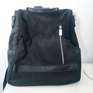 Mochila negra Nylon