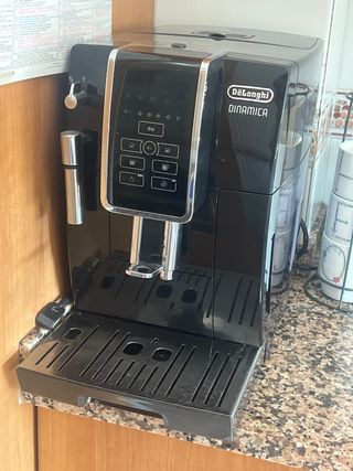 Cafetera DeLonghi Dinamica