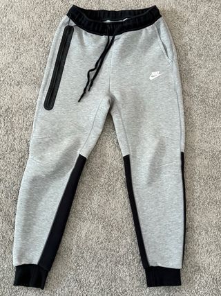 Nike Pantalón Chándal Gris-Negro