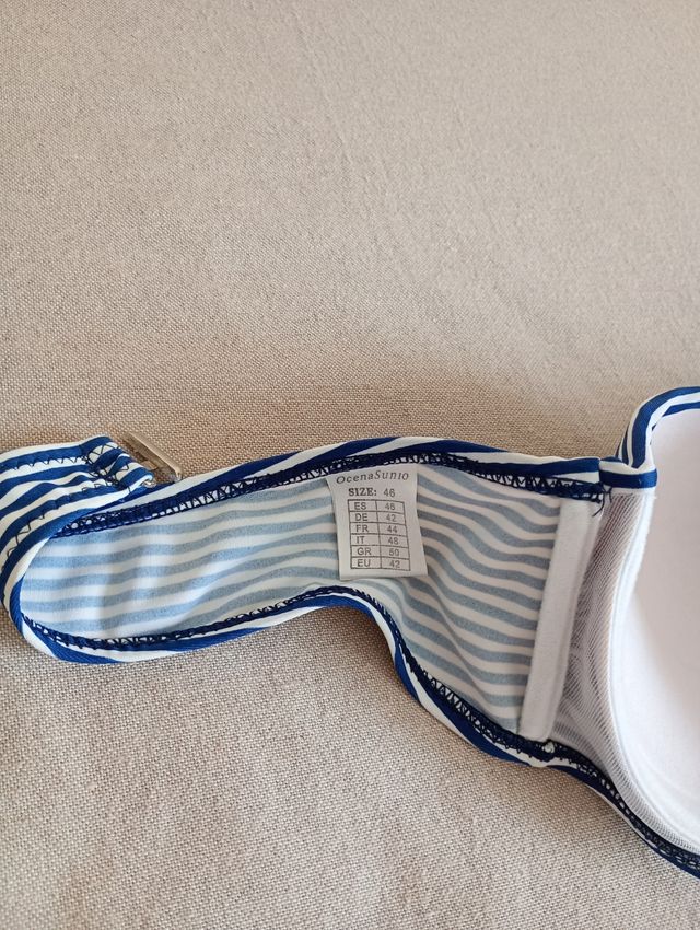 Bikini rayas azul-rojo