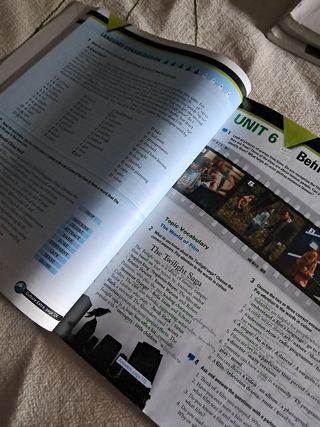 Advanced Contrast, 1º Bachillerato: student's book