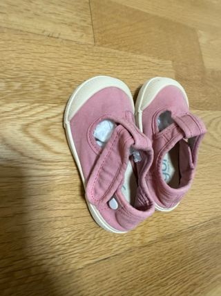Zapatillas bebé IGOR rosa