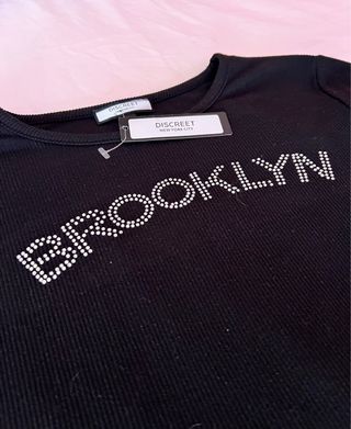 Top negro Brooklyn | Discreet