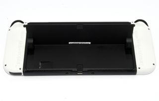 Nintendo Switch OLED - Blanca y Negra