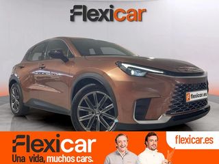 Lexus LBX 1.5 136cv HEV Elegant+ Black