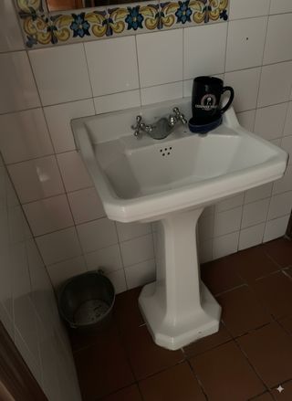 Lavabo pedestal antiguo porcelana