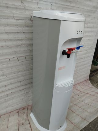 Dispensador agua fría/caliente