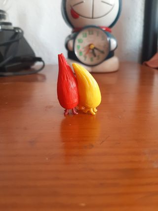 Figura de huevo kinder sorpresa de chicken little