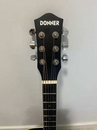 Guitarra acústica Donner DAR-1CB negra