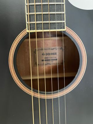 Guitarra acústica Donner DAR-1CB negra