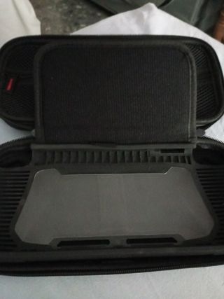 Funda negra Nintendo Switch