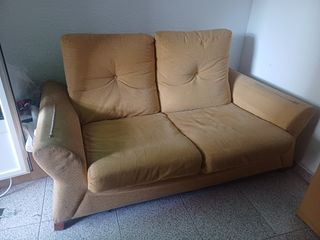 Sofá 2 plazas beige
