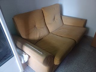 Sofá 2 plazas beige