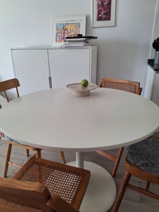 Mesa redonda blanca - Comedor