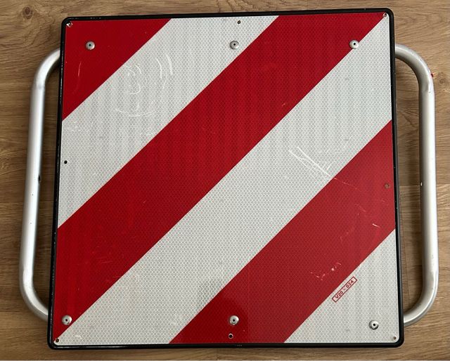 Panel Señalización Carga Trasera V20