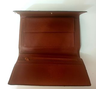Cartera tarjetero marrón