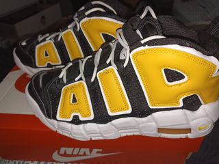 Nike Air More Uptempo 39 - Negras/Amarillas