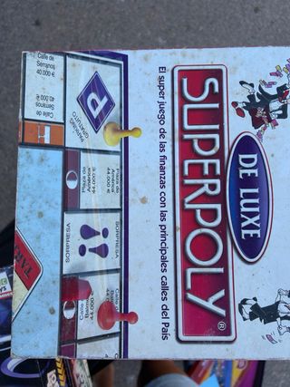 Juegos de mesa: Monopoly, Mastermind...
