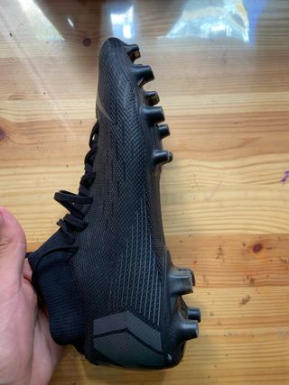 Botas Nike Fútbol - Negras
