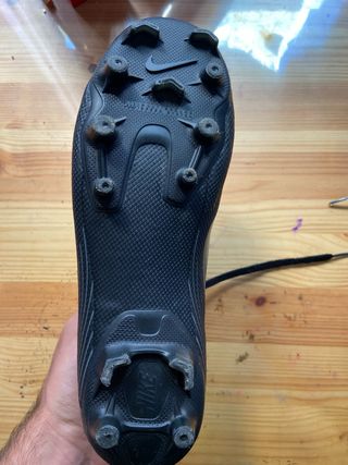 Botas Nike Fútbol - Negras
