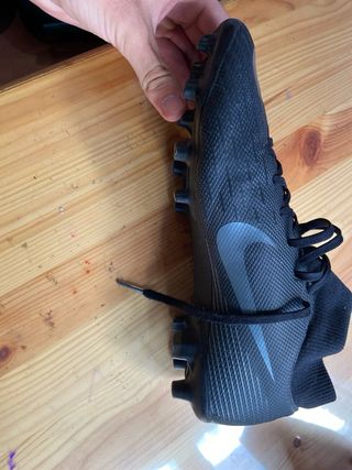Botas Nike Fútbol - Negras