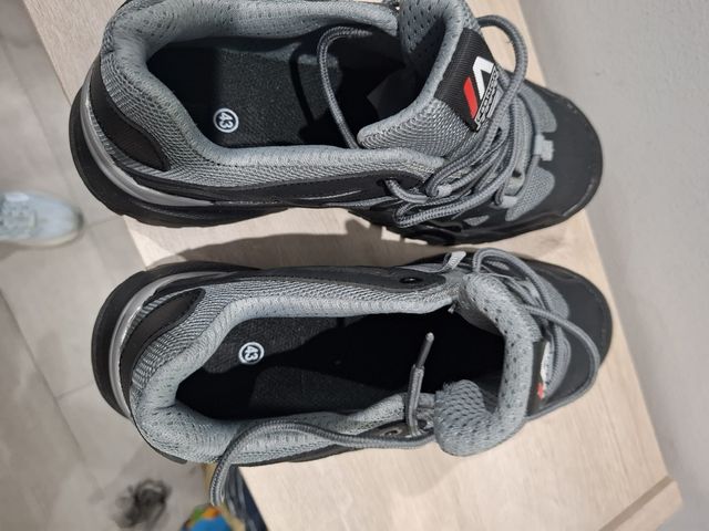 Zapatillas Bao Neng - Seguridad - Talla 43