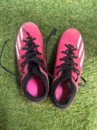 Zapatillas fútbol niñorosa-negras