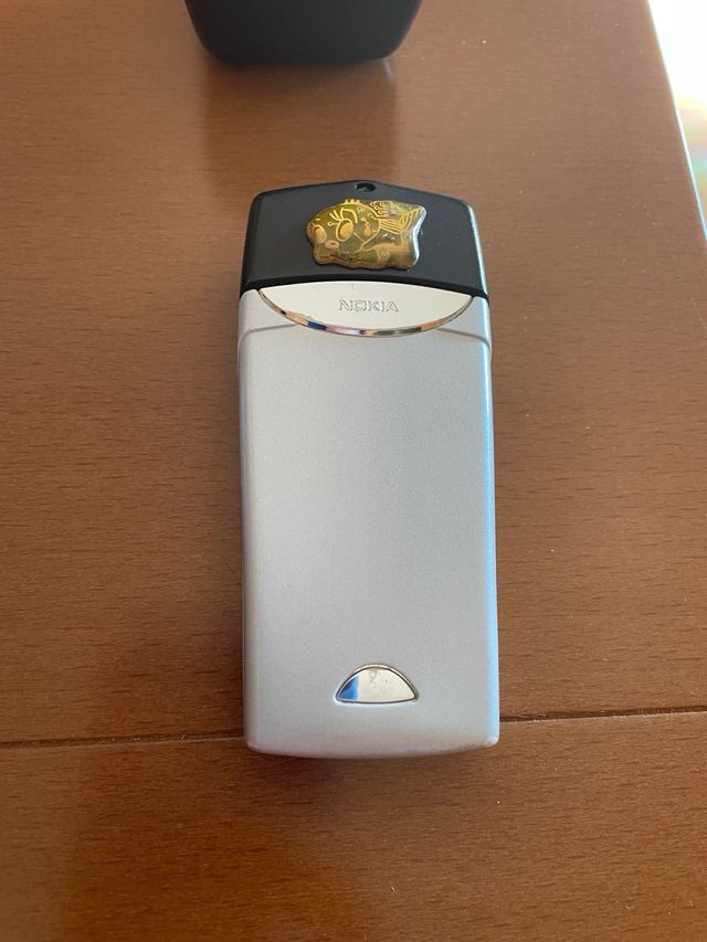 Teléfonos Nokia y LG antiguos