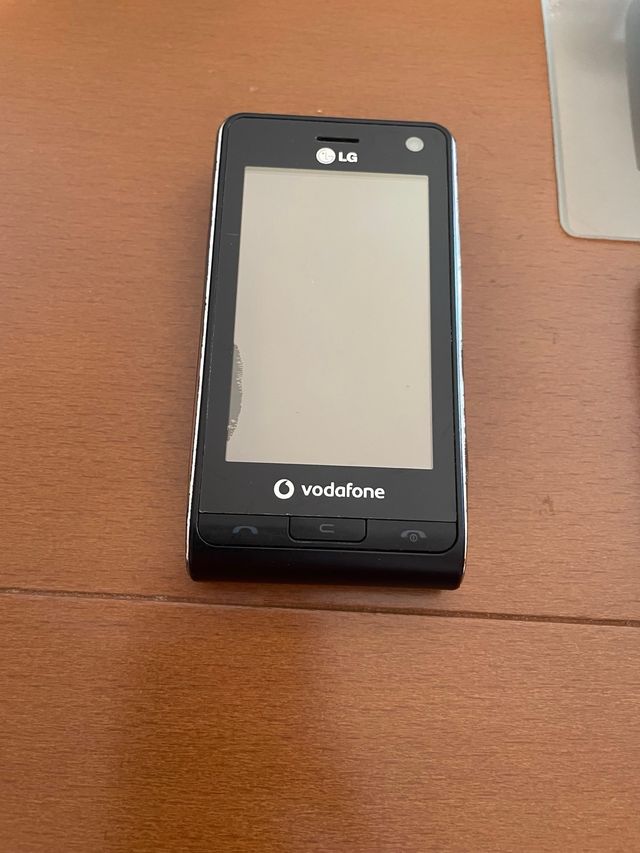 Teléfonos Nokia y LG antiguos