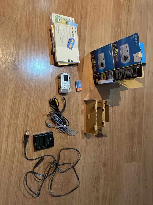 Sony DSC-P32 Cyber-shot