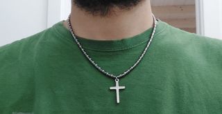 Collana uomo ematite croce