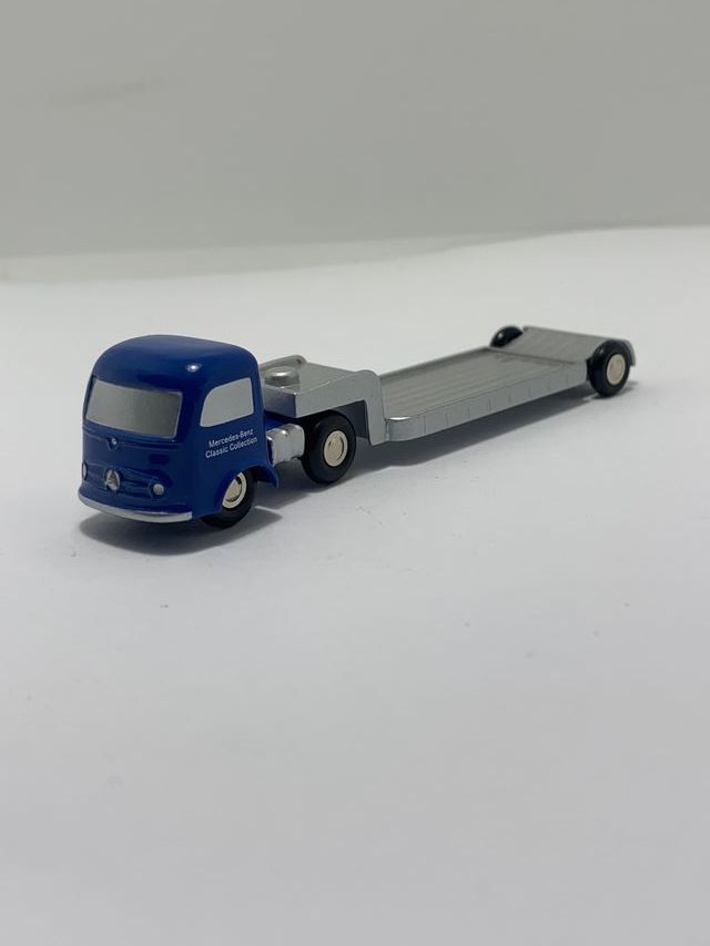 Mercedes Schuco Piccolo 1:90