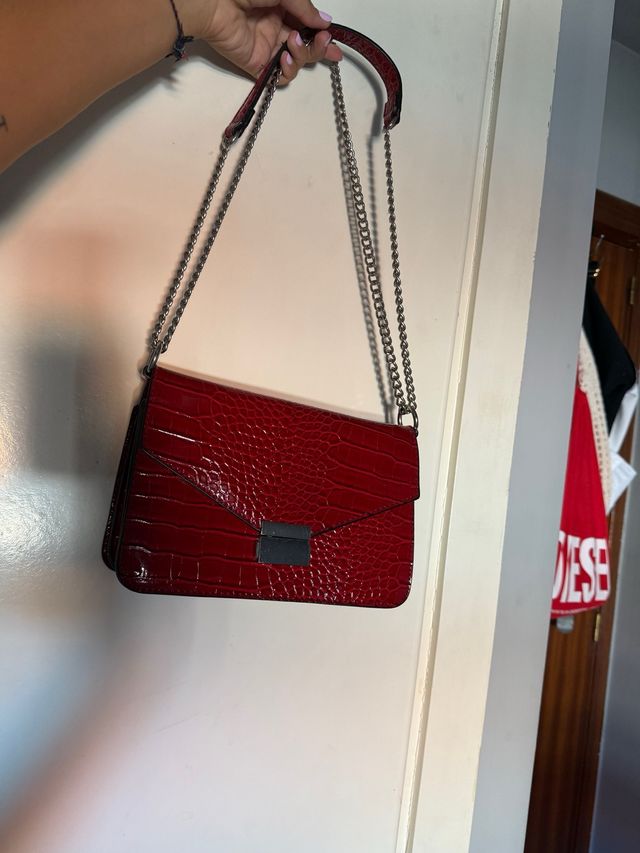 Bolso bandolera rojo efecto cocodrilo