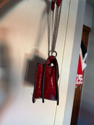 Bolso bandolera rojo efecto cocodrilo