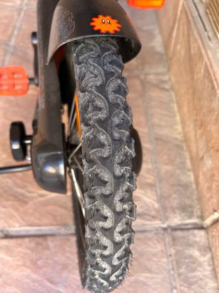 Bicicleta niño 16" casi nueva 