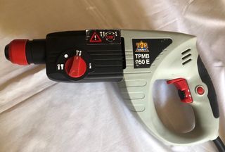 Taladro percutor TOPM 950E
