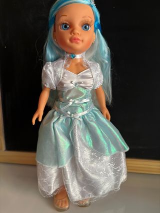Muñeca Nancy Princesa Cristal (1)